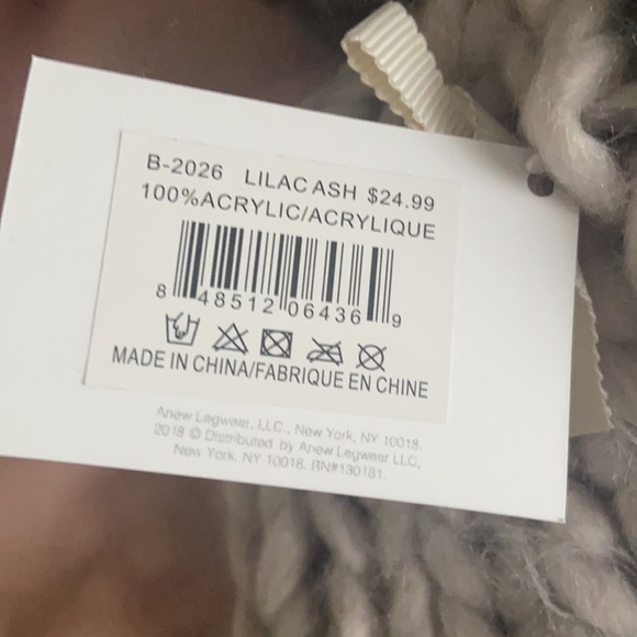 Barnes and Noble Knitted Cap - Picture 3 of 4